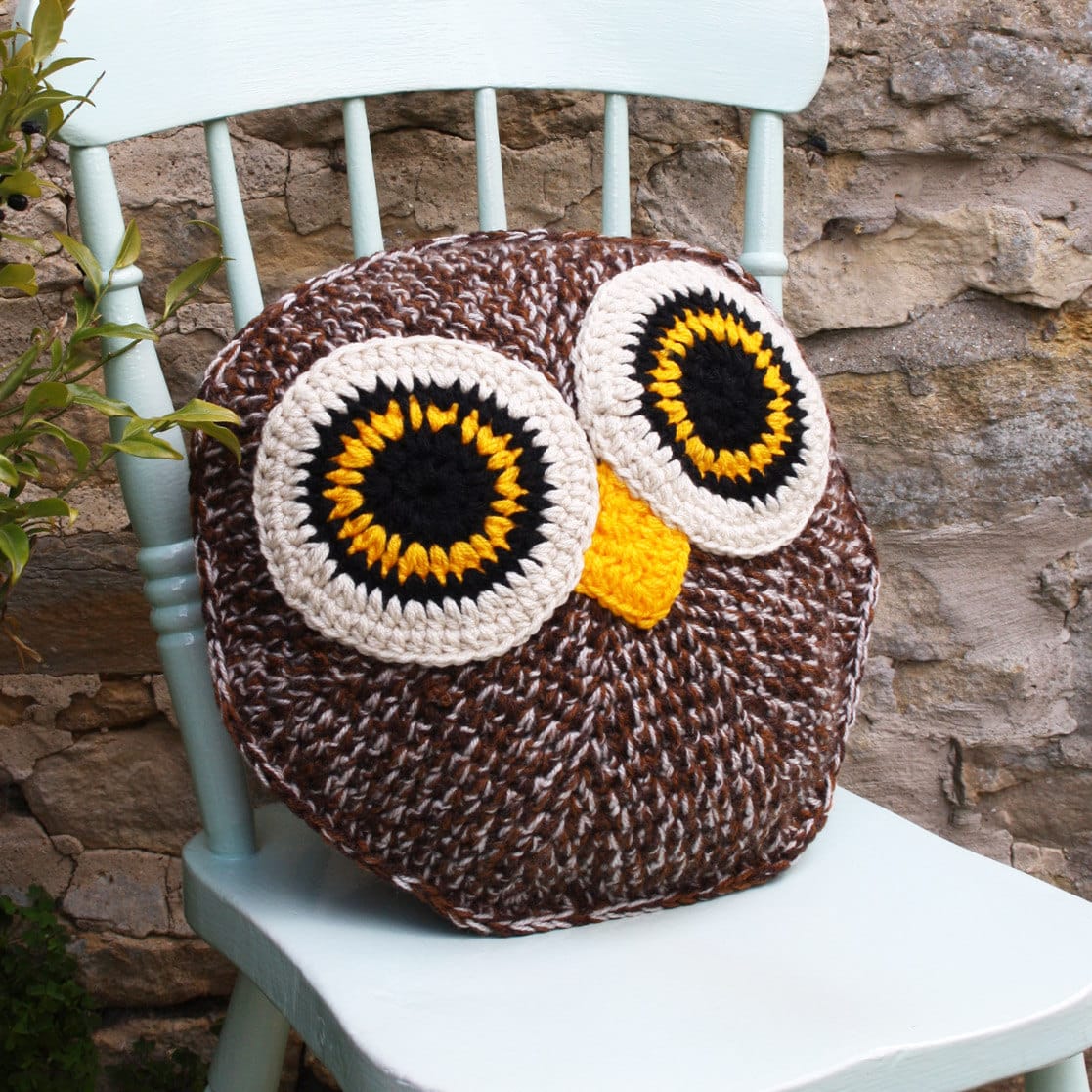 Crochet Owl Pillow free Pattern