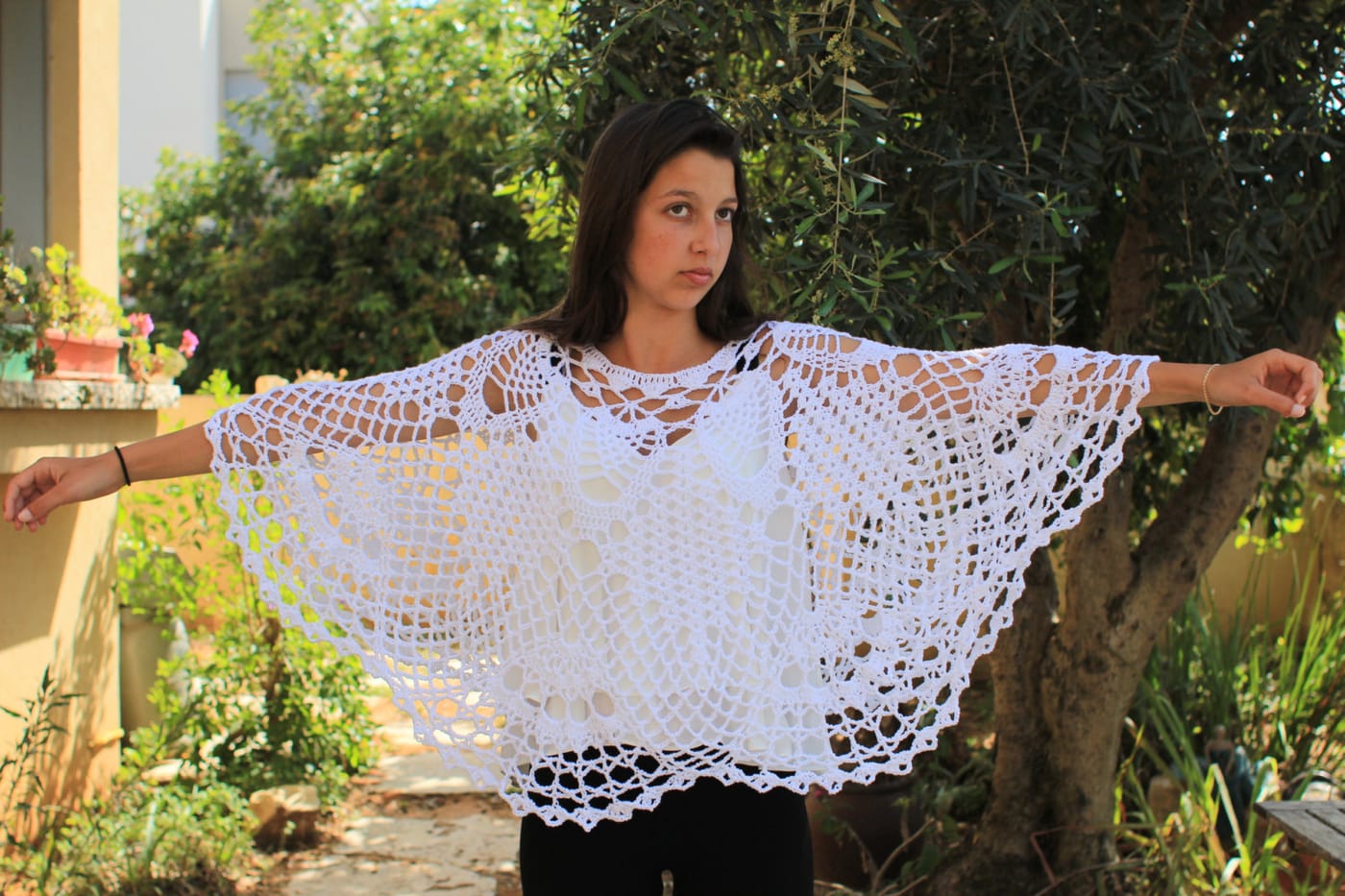 Lacy Fans Poncho