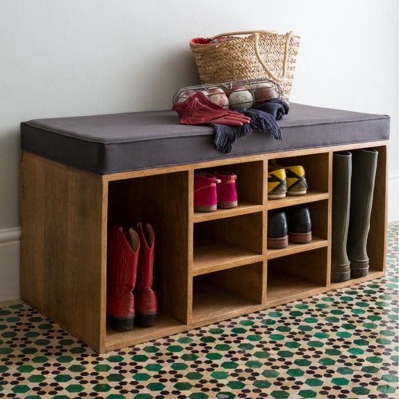 pictures of pallet shoe rack