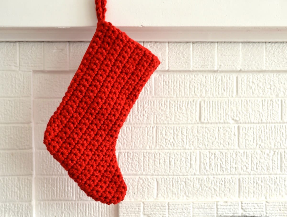 filet crochet christmas stocking