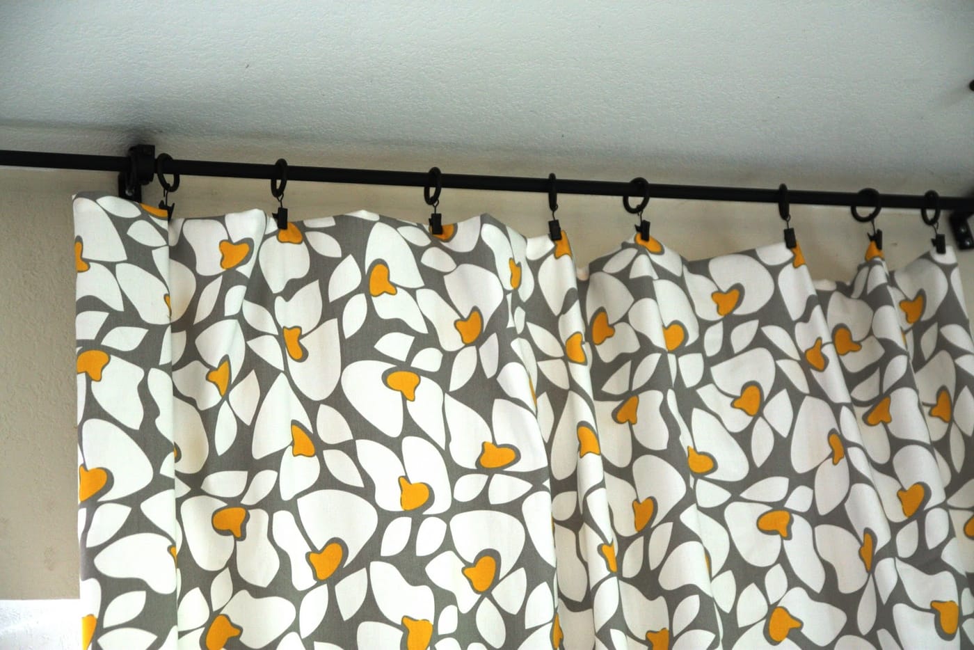 No-Sew Curtain Idea