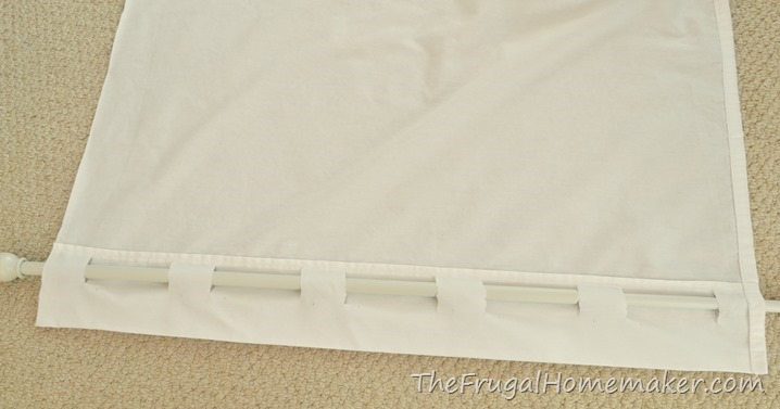 No-Sew Curtain Out Of Sheets