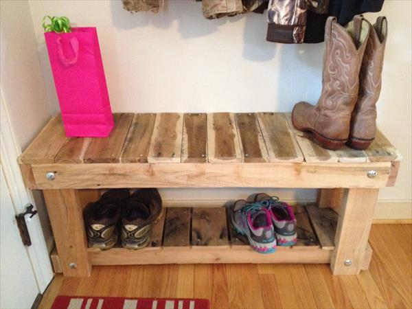 Rustic Pallet Shoe Rack