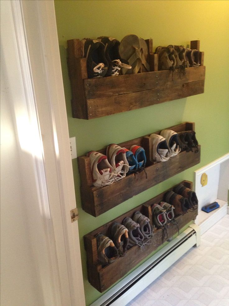 30 Pallet Shoe Rack Ideas To Suit Different Tastes