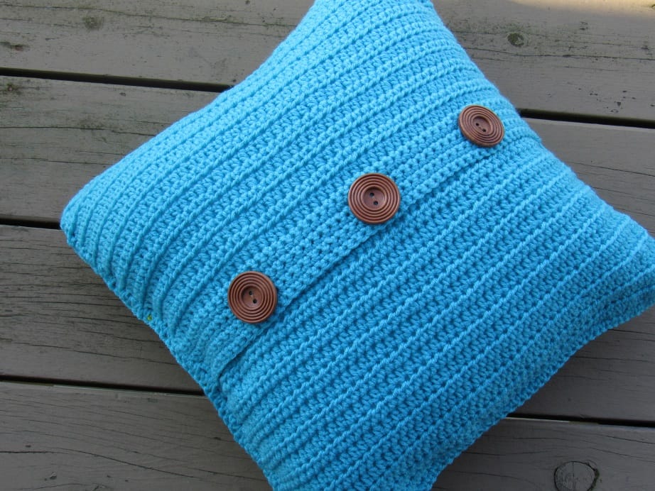crochet pillow cover pattern with buttons