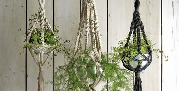 DIY macramé plant holder