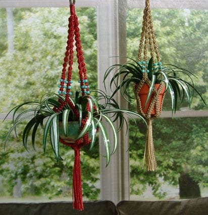 Macramé pattern plant hanger